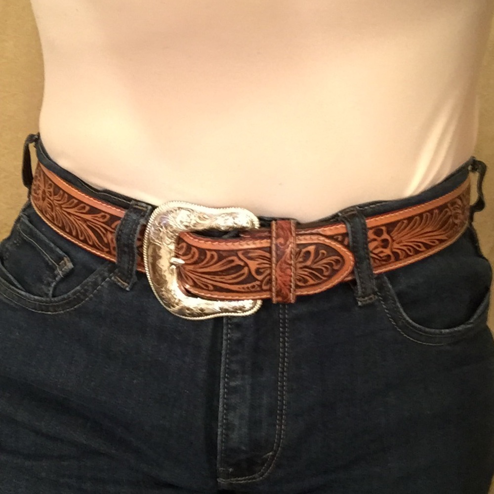 Western women’s belt